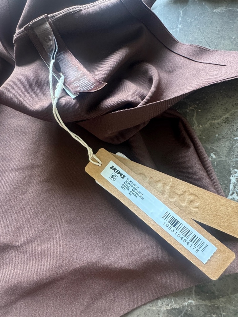 SKIMS Chocolate Brown V-Neck Bodysuit - Picture 2 of 2